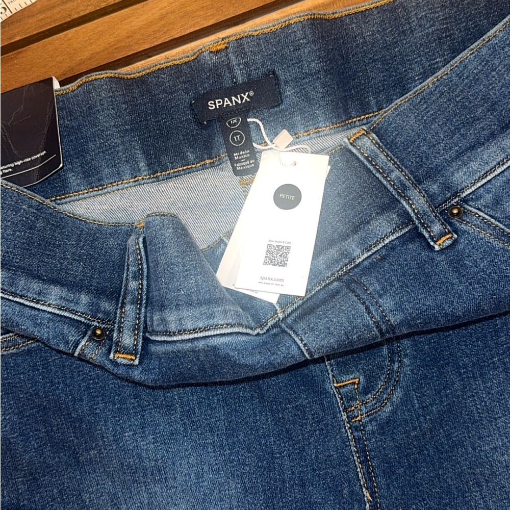 NWT Spanx SPANXshape Everywhere Flare Jeans Authentic Blue 1X # 21164Q $170.00 - Picture 6 of 13